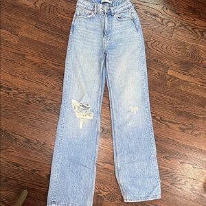 Zara boyfriend distressed High-rise Jean.